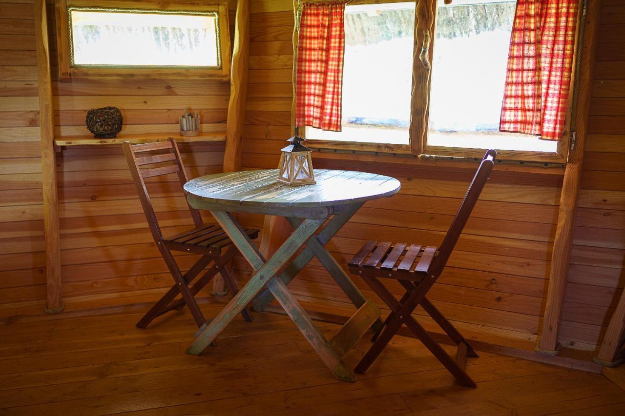 Cabane Perchee Dans Les Arbres Saint-Hilaire-en-Morvan 外观 照片